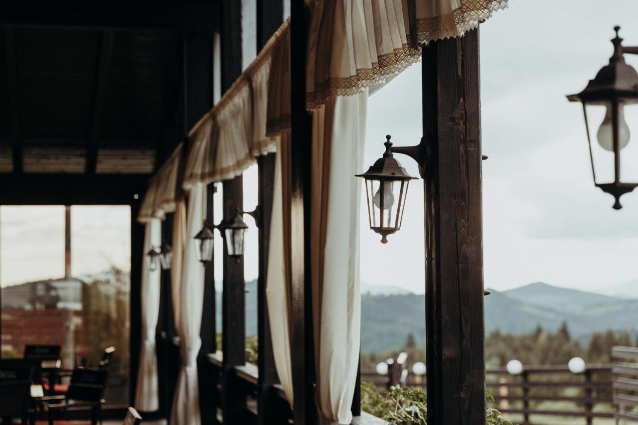 Popasul Transilvania Piatra Fantanele Exterior photo